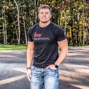 Meet your Posher, Cody